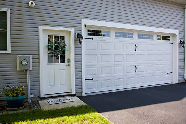 24/7 Emergency Garage Door Roller Replacement experts in Heath, TX
